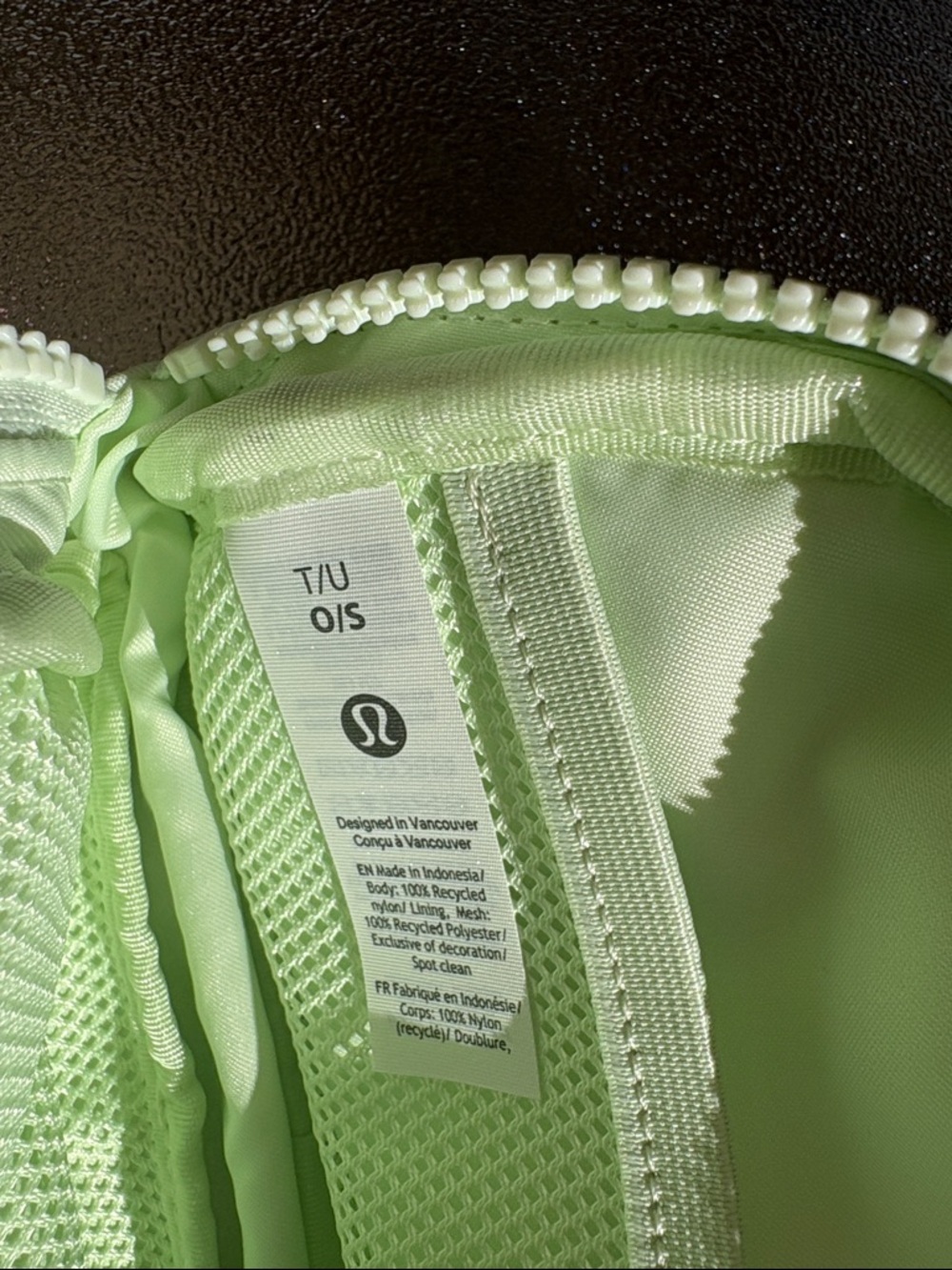 NWT Lululemon Everywhere Belt Bag in Soft Green - Picture 6 of 8